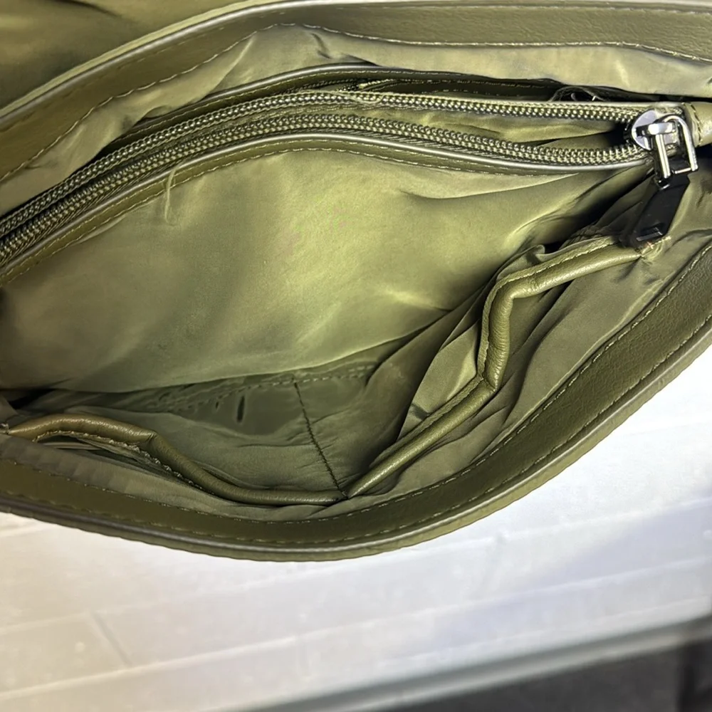 INC International Concepts Green and Cream Quilted Shoulder Bag - Picture 11 of 12